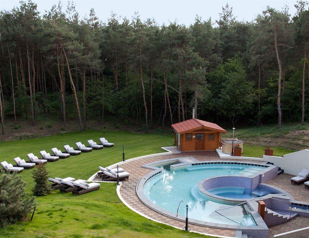 Erdospuszta Club Hotel Fenyves Debrecen Luaran gambar