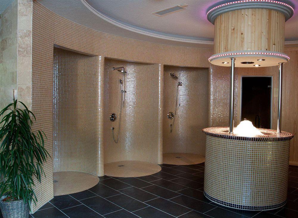 Erdospuszta Club Hotel Fenyves Debrecen Luaran gambar