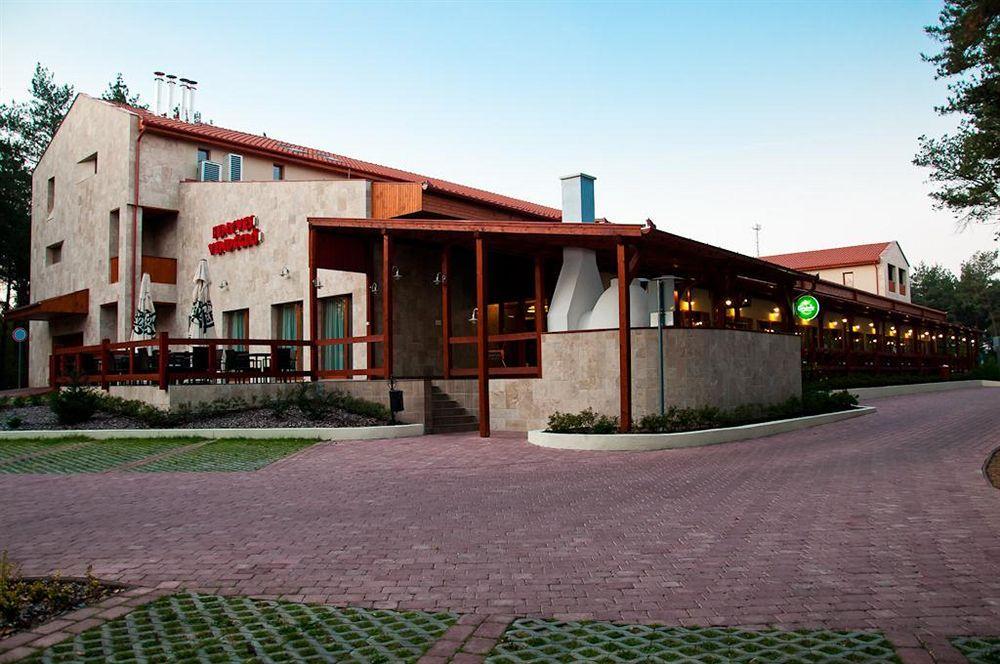 Erdospuszta Club Hotel Fenyves Debrecen Luaran gambar