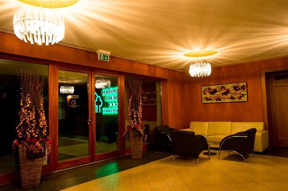 Erdospuszta Club Hotel Fenyves Debrecen Luaran gambar