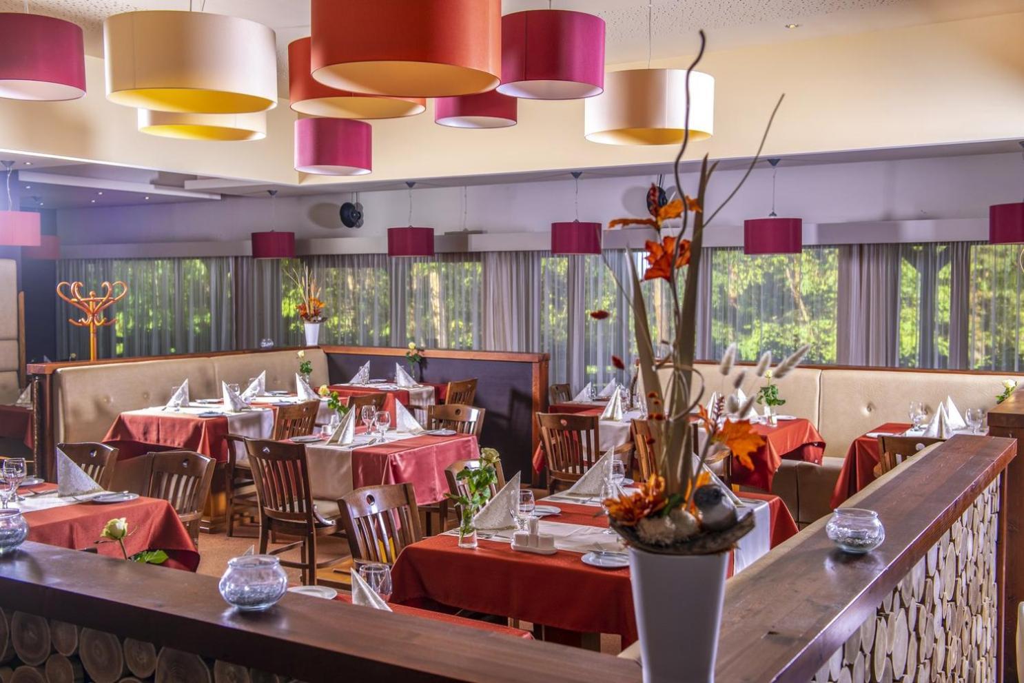 Erdospuszta Club Hotel Fenyves Debrecen Luaran gambar