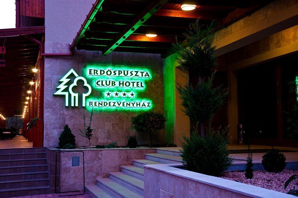 Erdospuszta Club Hotel Fenyves Debrecen Luaran gambar